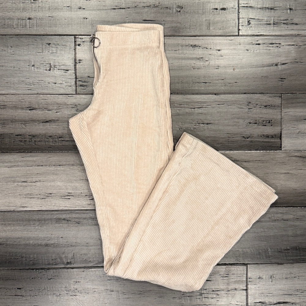 NWOT, Forever 21 Cream flared pants